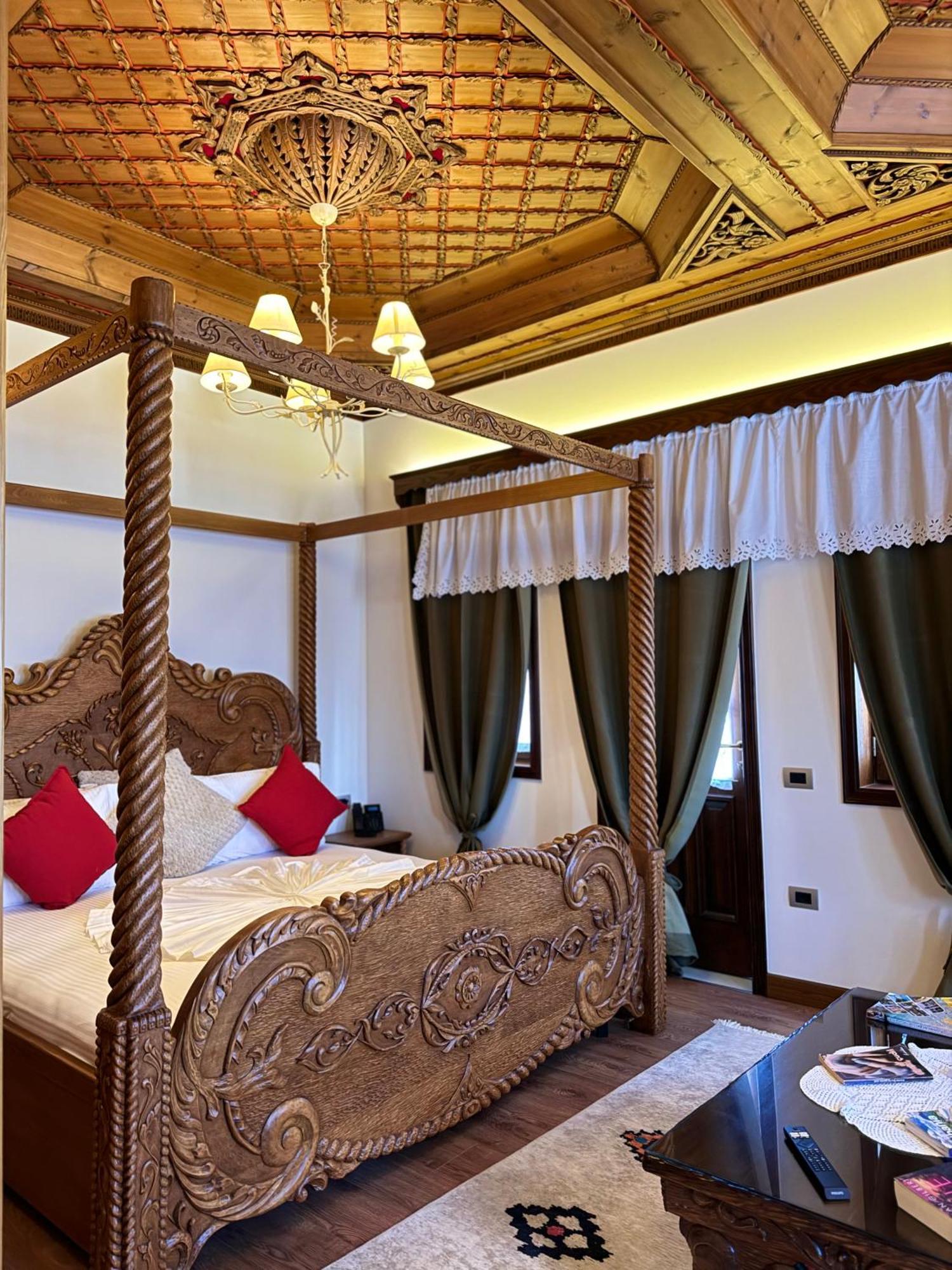 Kerculla Resort Gjirokaster Bagian luar foto