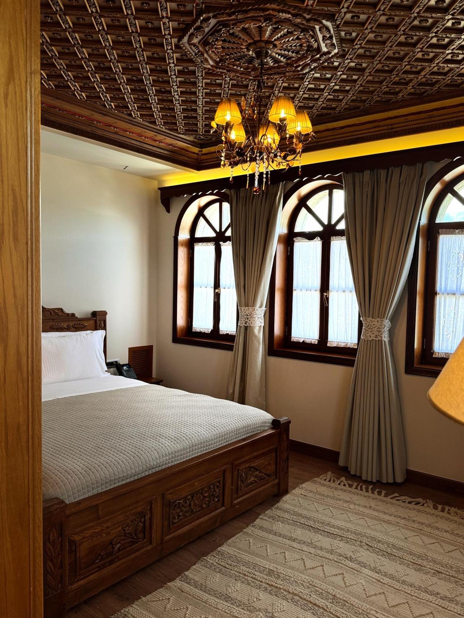 Kerculla Resort Gjirokaster Bagian luar foto
